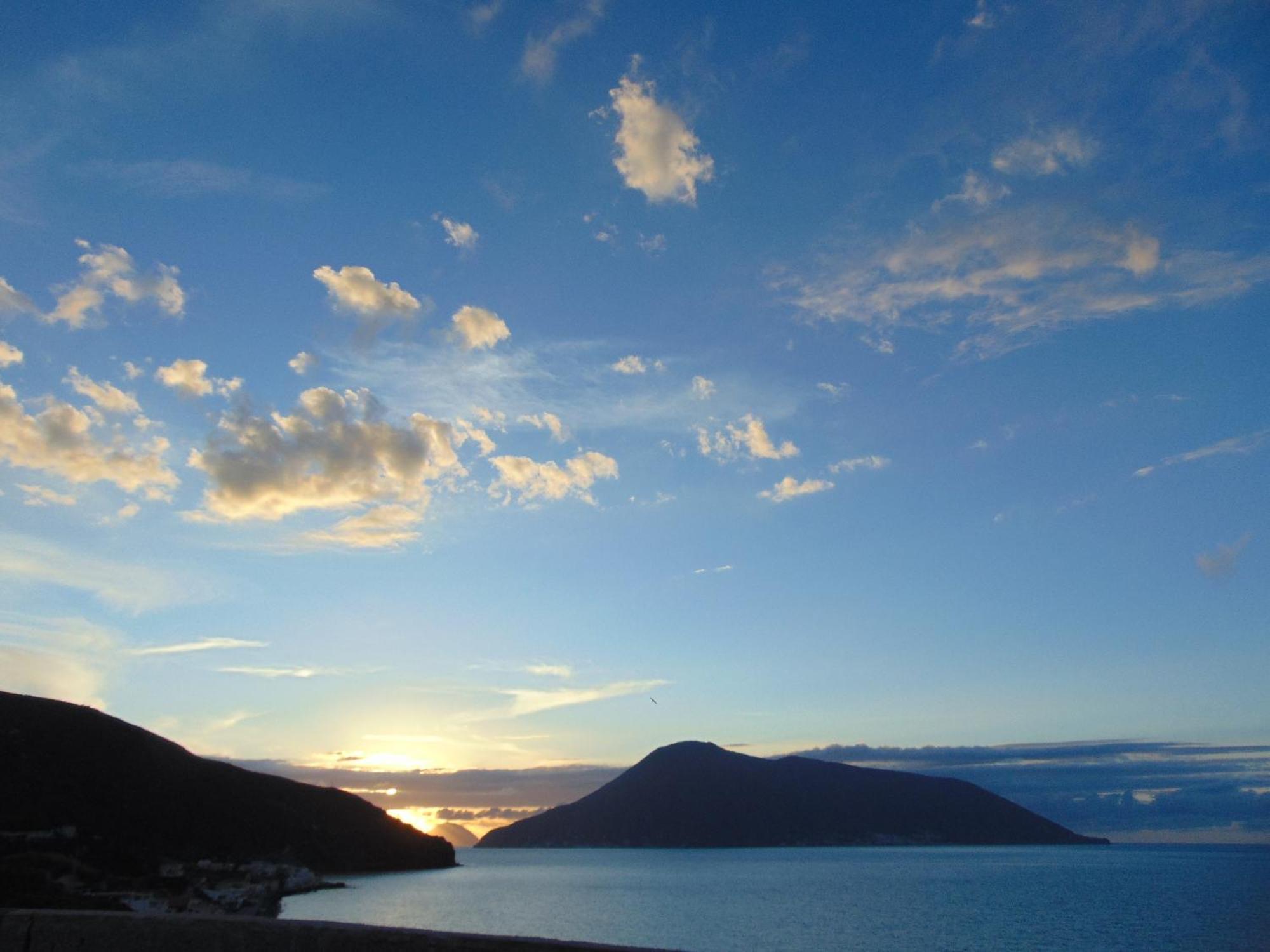 La Campanella Lipari Villa Acquacalda Buitenkant foto